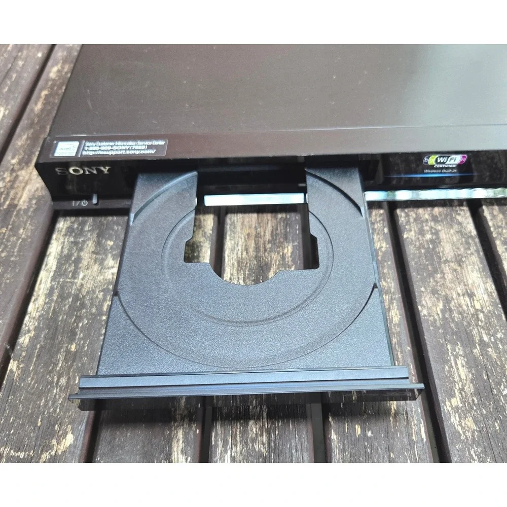 Sony BDP-BX58 3D Blu-ray DVD Player Wi-Fi Built-In with Remote - Tested & Works